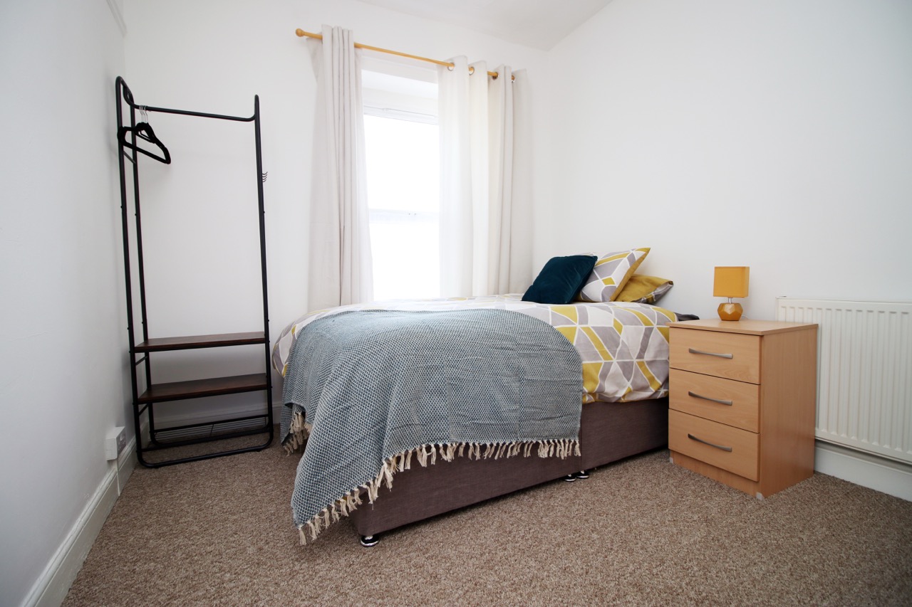 1-bed house on 23 , Slate Street, Swansea, £550/mo
