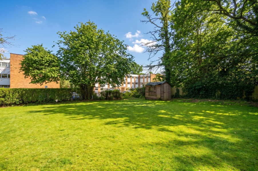 3 Penlee House, 28 Claremont Avenue, Woking photo 4