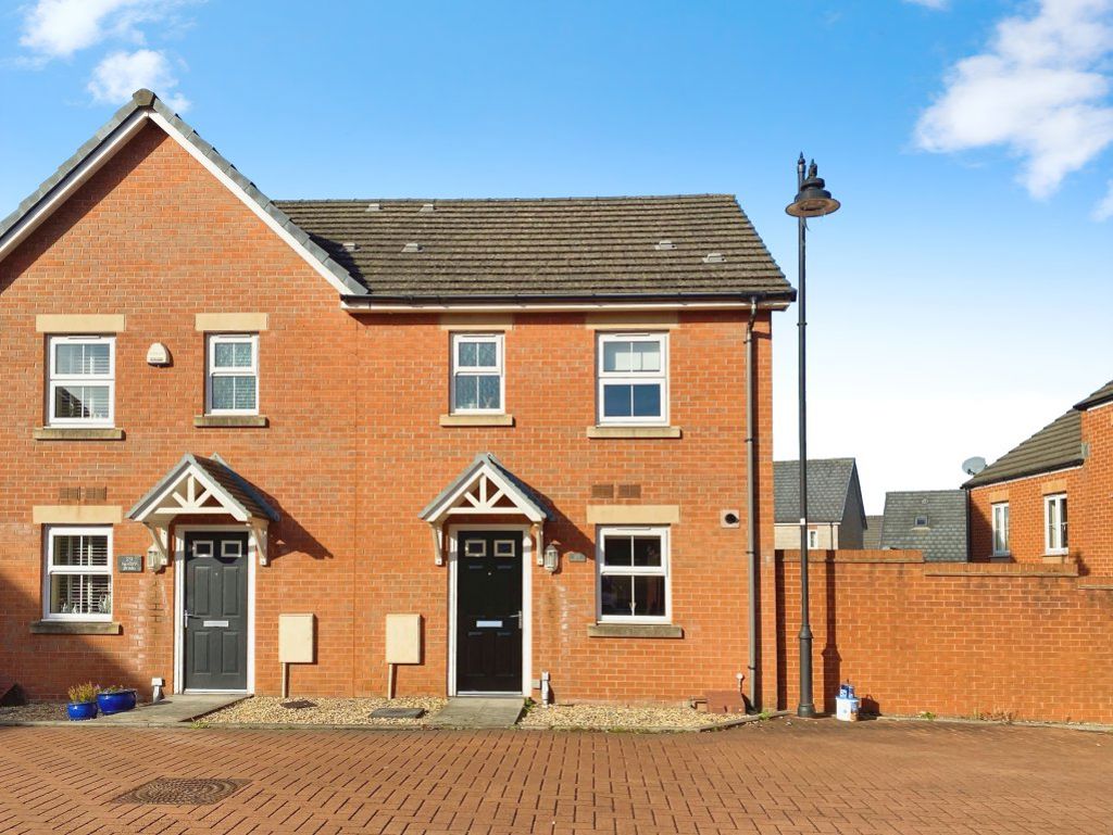28, Gerddi`R Briallu, Bridgend photo 3