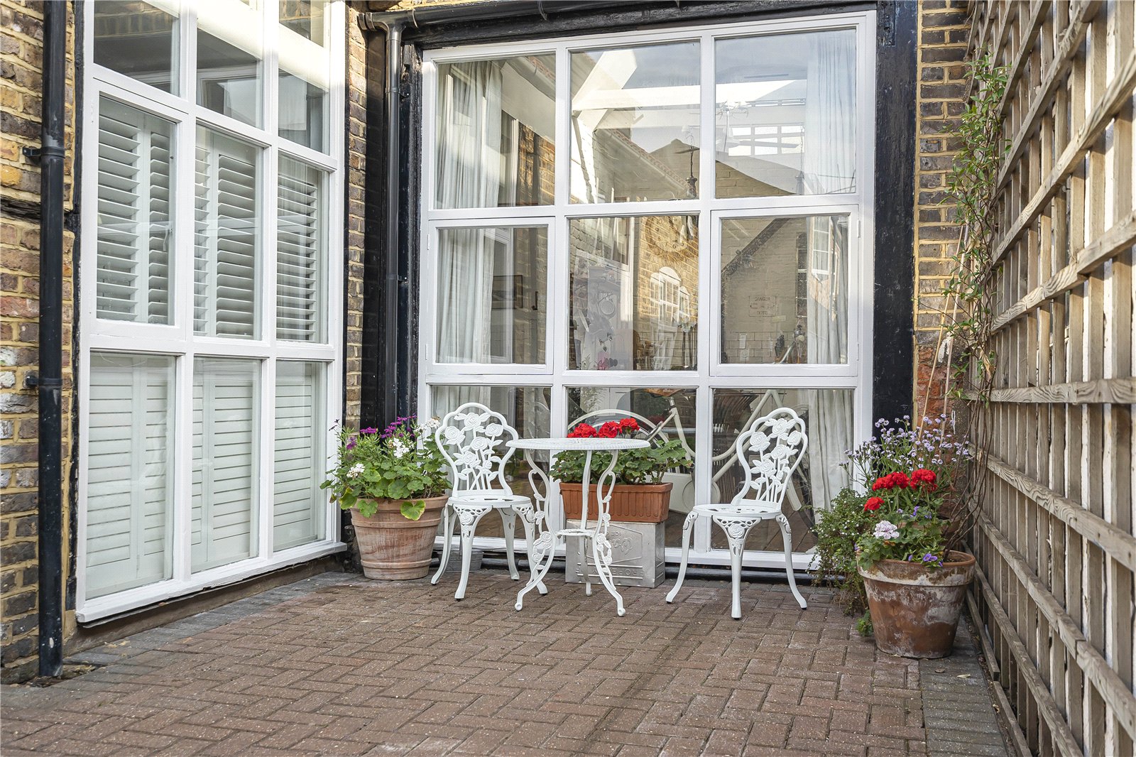 1 bedroom detached house for sale 0