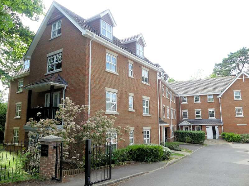 20 Jacobs Court, Crawley photo 2