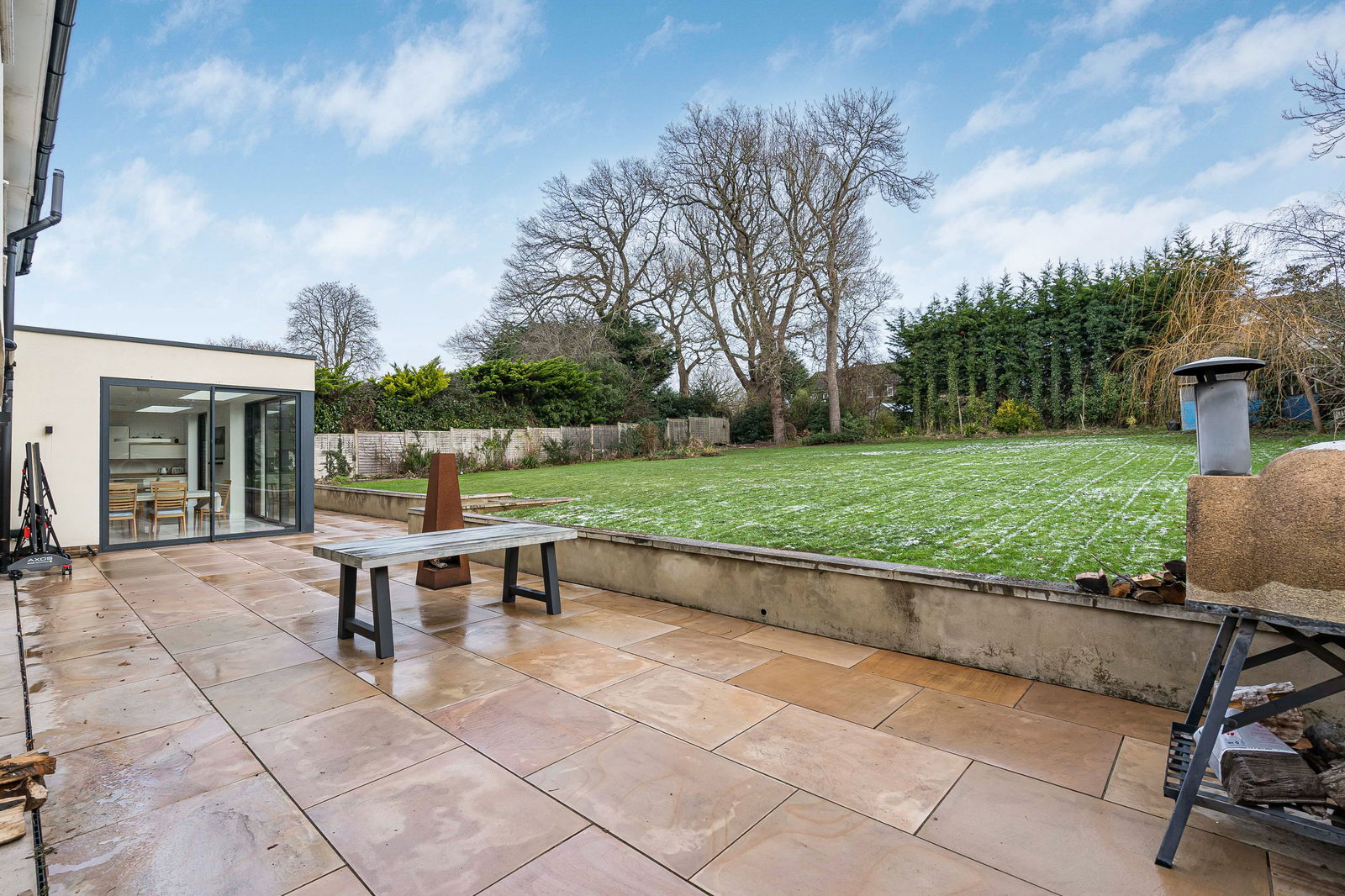 4 bedroom detached house for sale 0