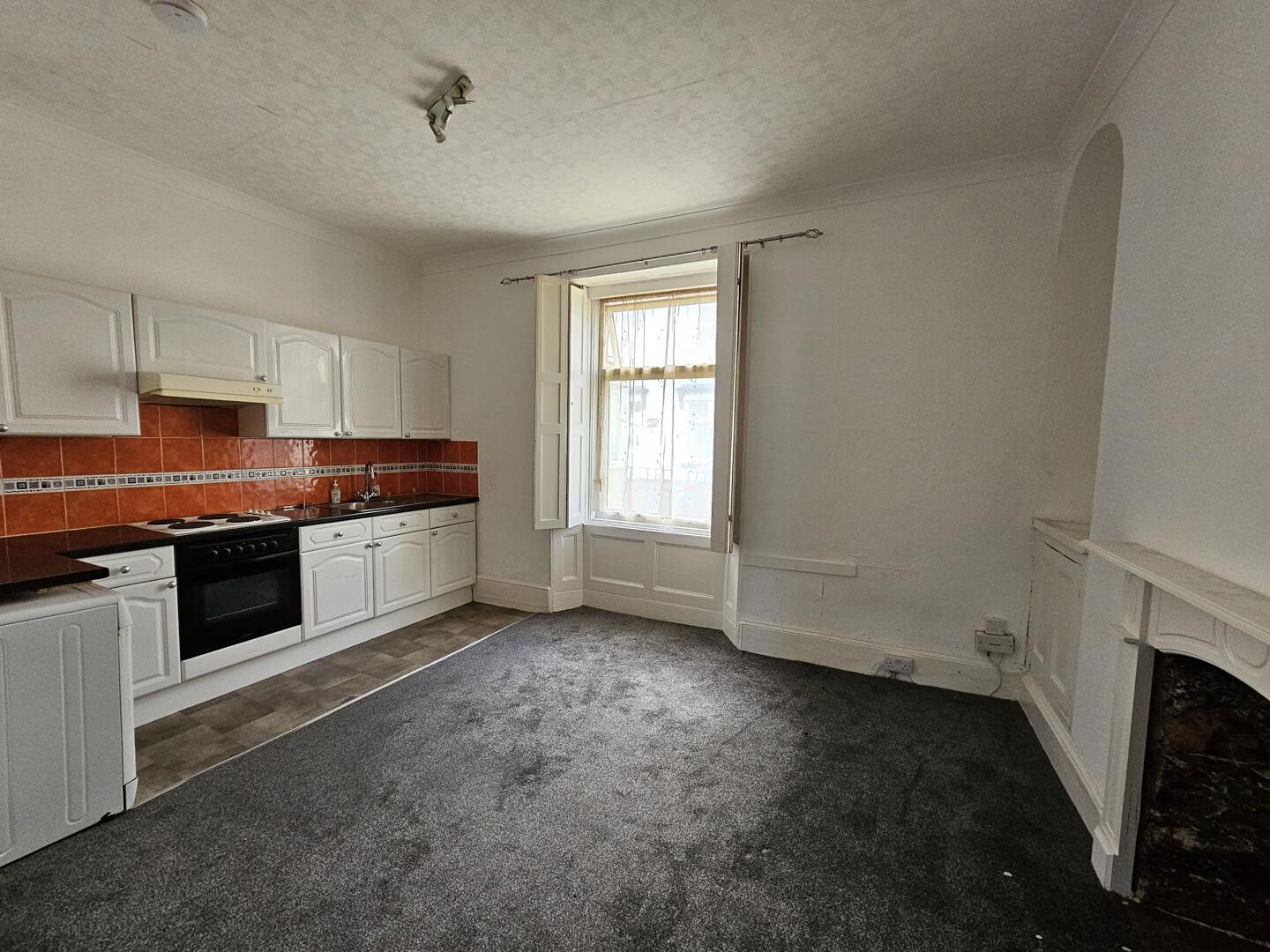 Flat 2, 20, Warren Road, Torquay photo 5