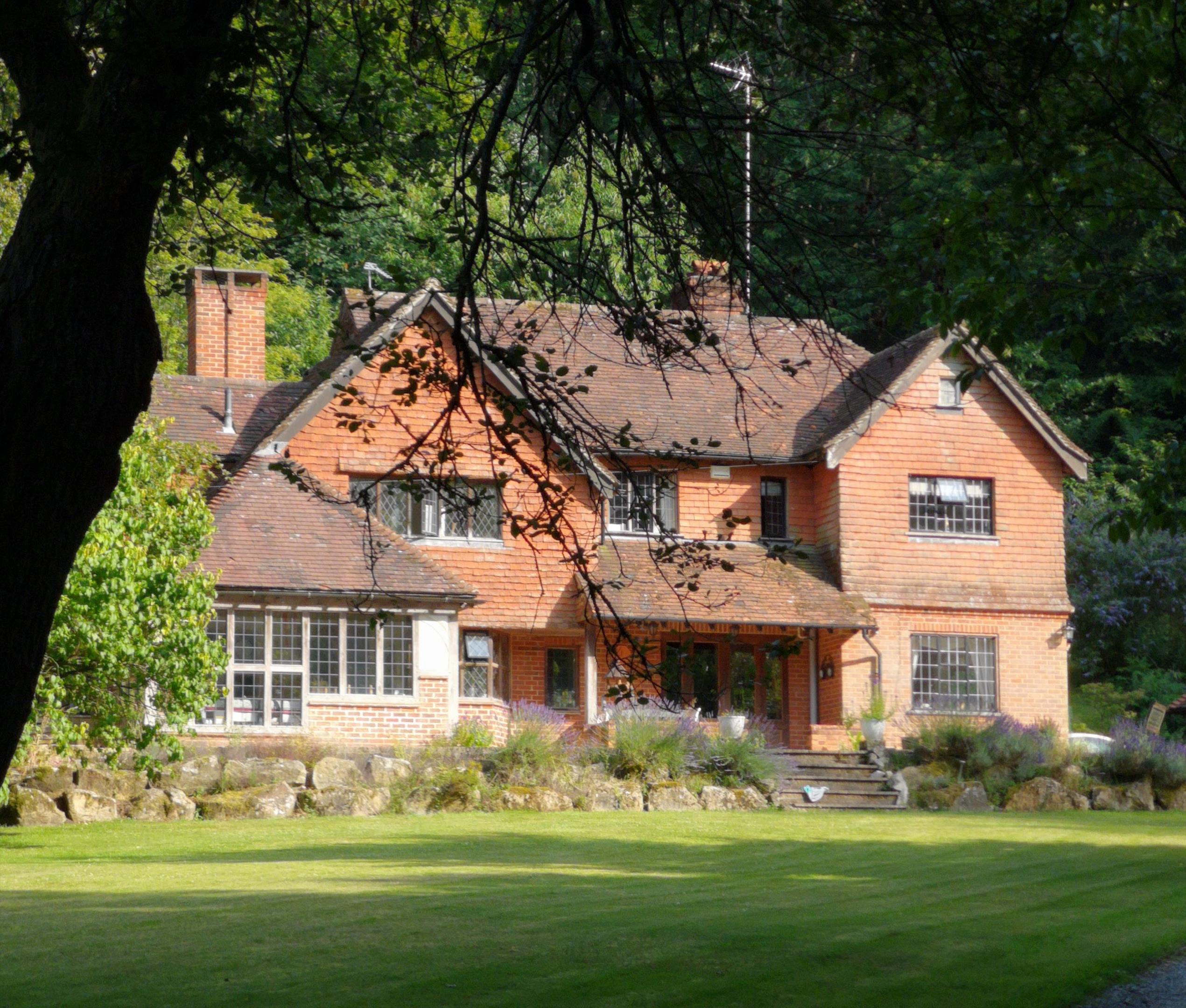 5 bedroom detached house for sale 0
