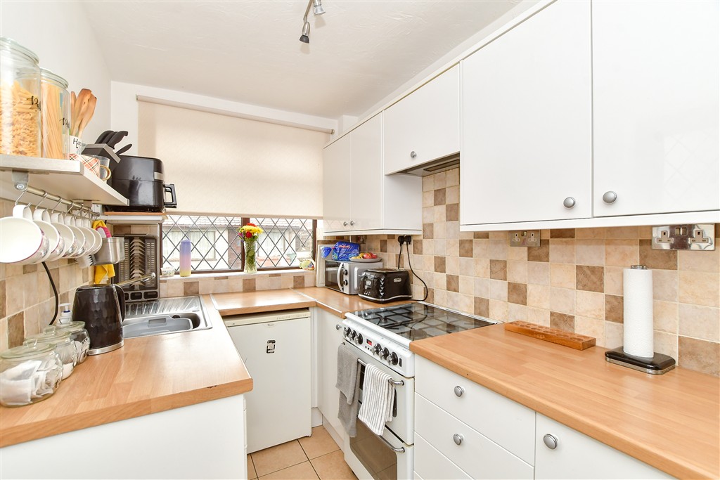 2-bed semi-detached on Standfield Road, Dagenham, £485,000