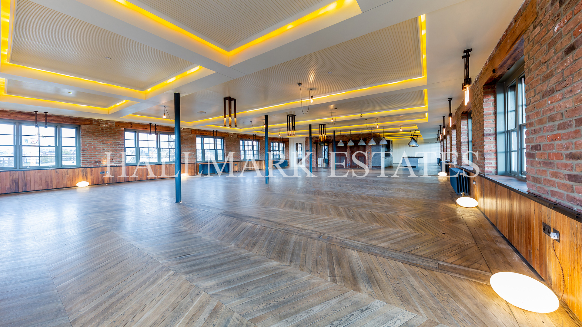 4 bedroom flat for sale 0