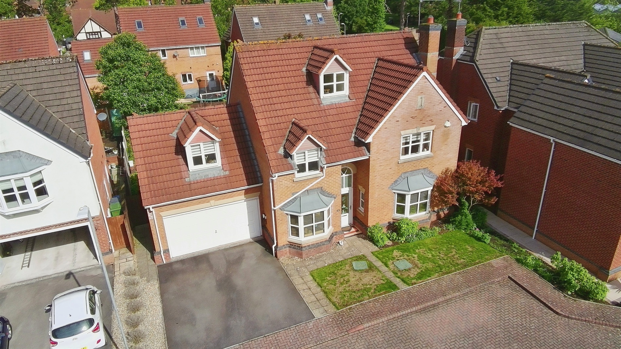 5-bed detached on Clos Padrig, St. Mellons, Cardiff CF3, £625,000