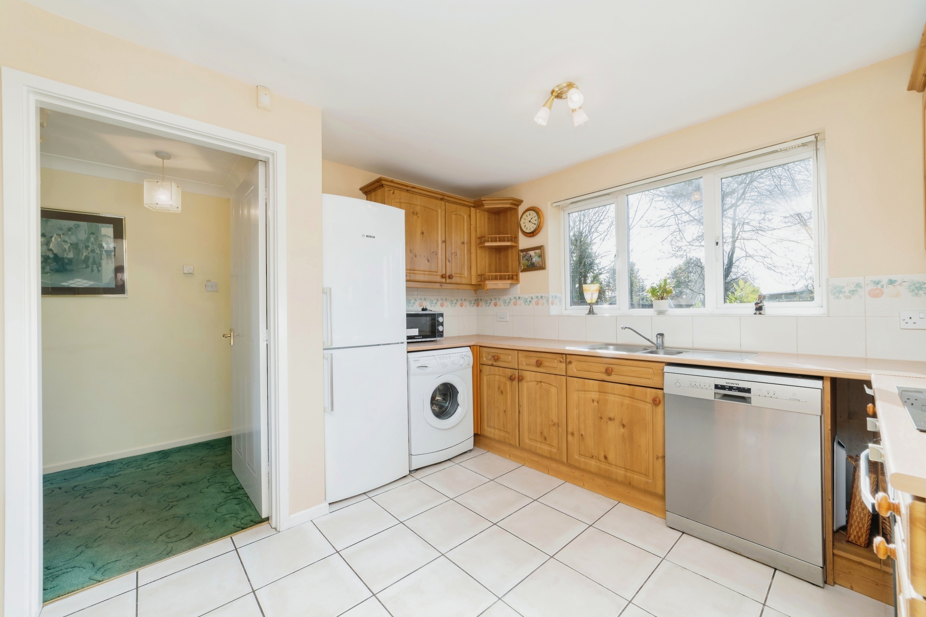 Photos of Mallow Way, Wymondham, Norfolk NR18 66635378 PrimeLocation