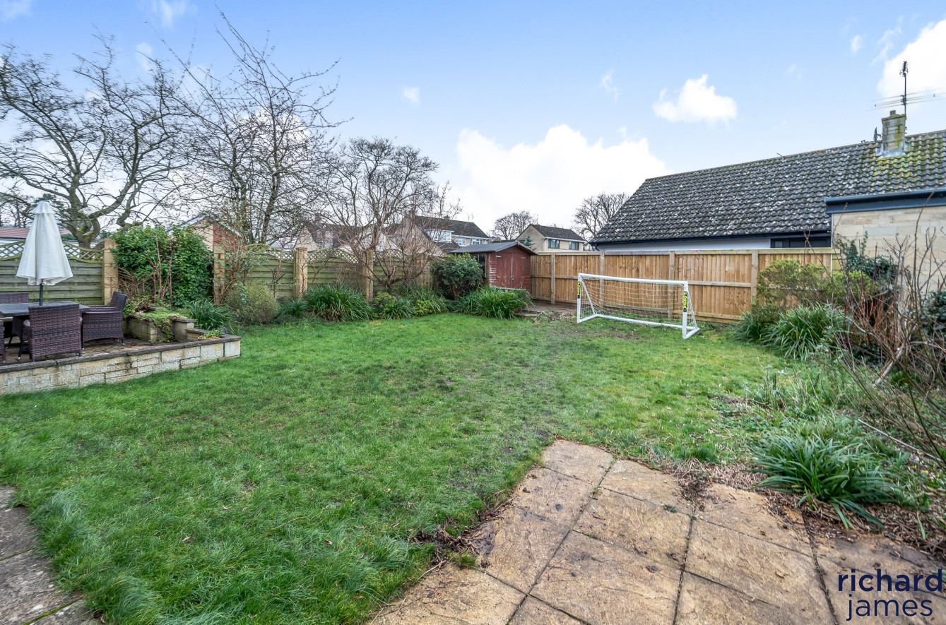 Photos of Sutton Park, Blunsdon, Wiltshire SN26 66498311 PrimeLocation