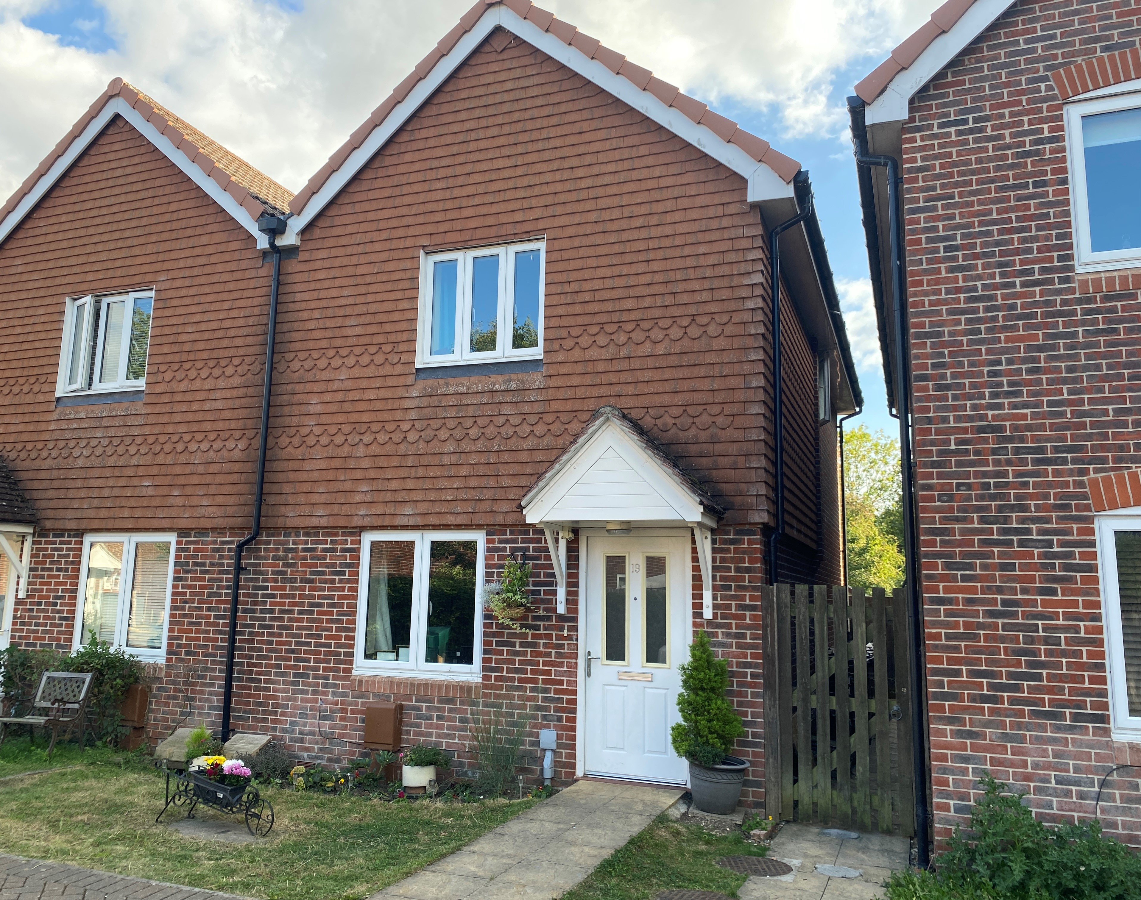 2-bed house on 19, Hazel Copse, Chichester, £97,500