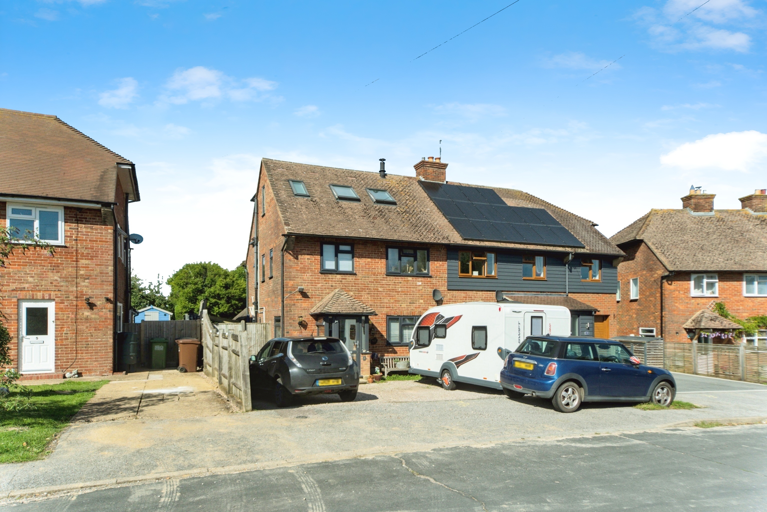 4, Pelham Close, Pevensey photo 3