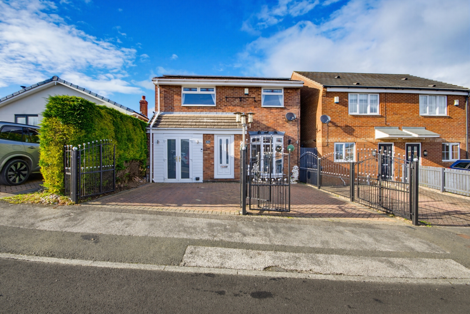 4, Amorys Holt Close Maltby, Rotherham photo 2