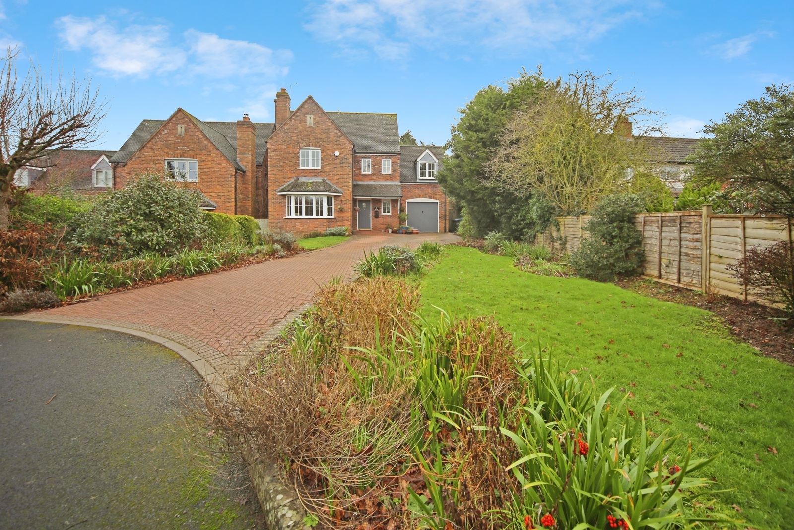 5-bed house on Pine Meadow, 1, Shelby Lane, Stratford-upon-Avon, £950,000