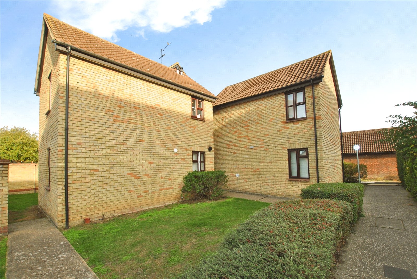 15, Spencer Court, Chelmsford photo 5
