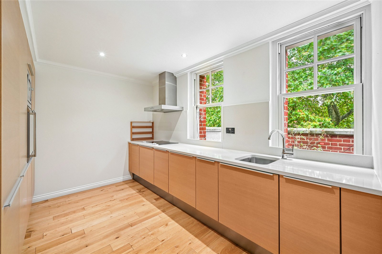 3 bedroom flat for sale 0