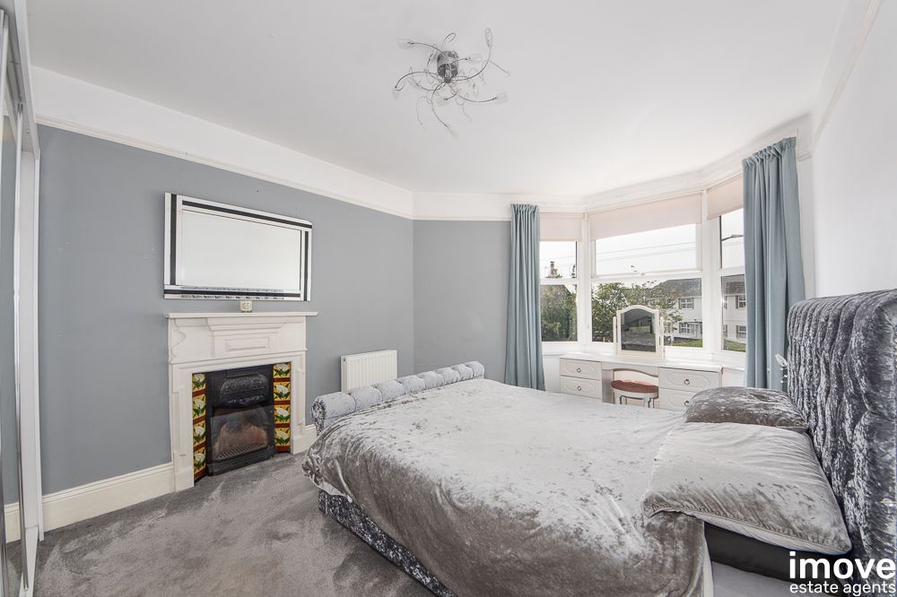 Photos of Avenue, Torquay TQ2 64867737 PrimeLocation