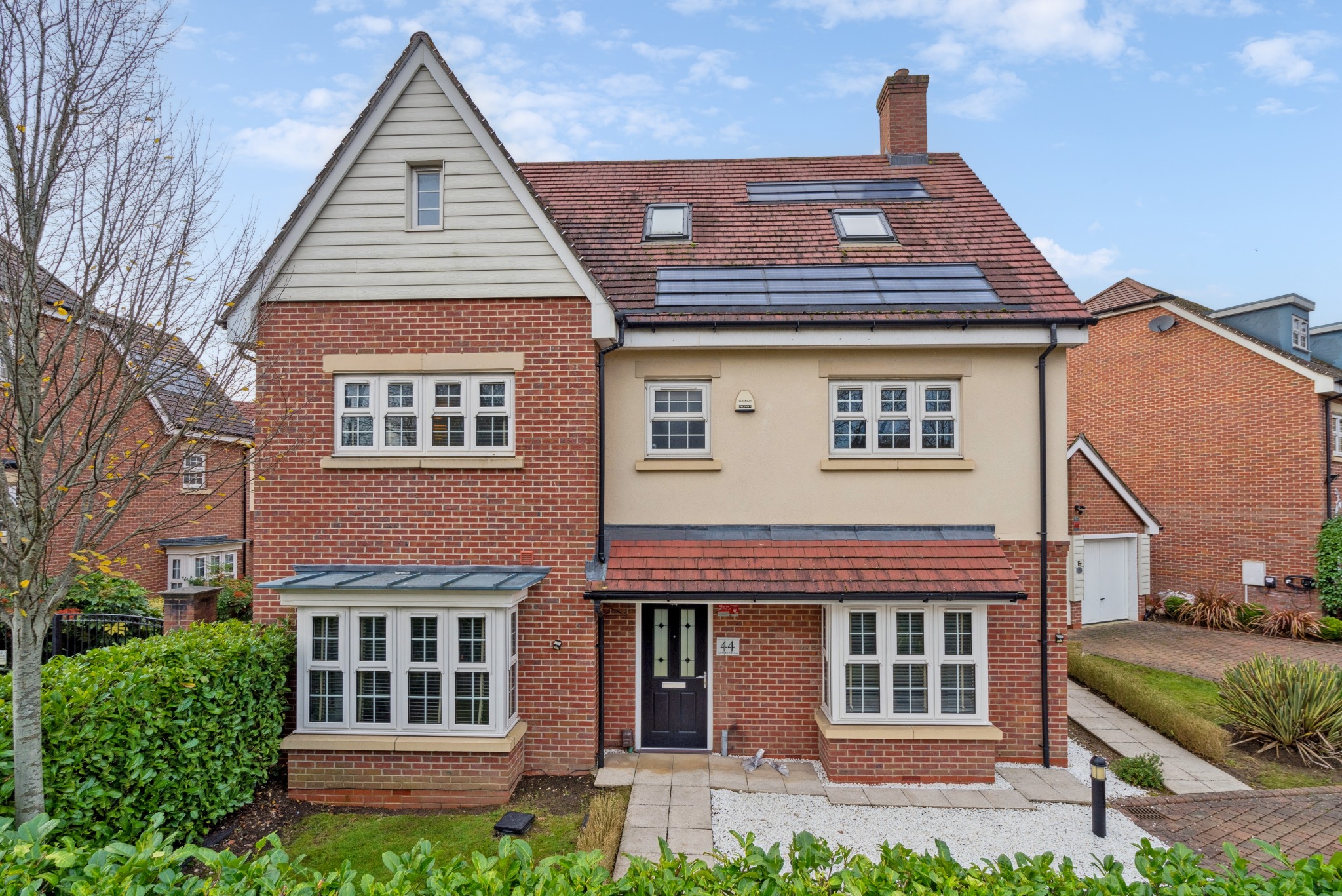 14 bedroom detached house for sale