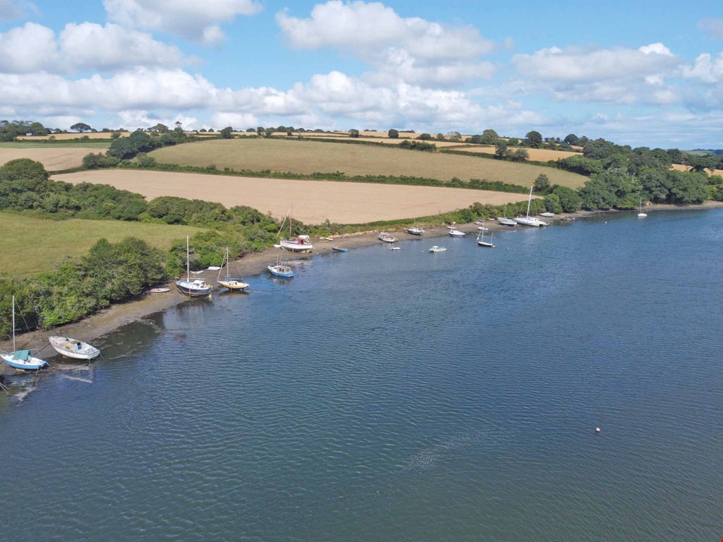 Photos of Trevellan Road, Mylor Bridge, Cornwall TR11 - 66921406 ...