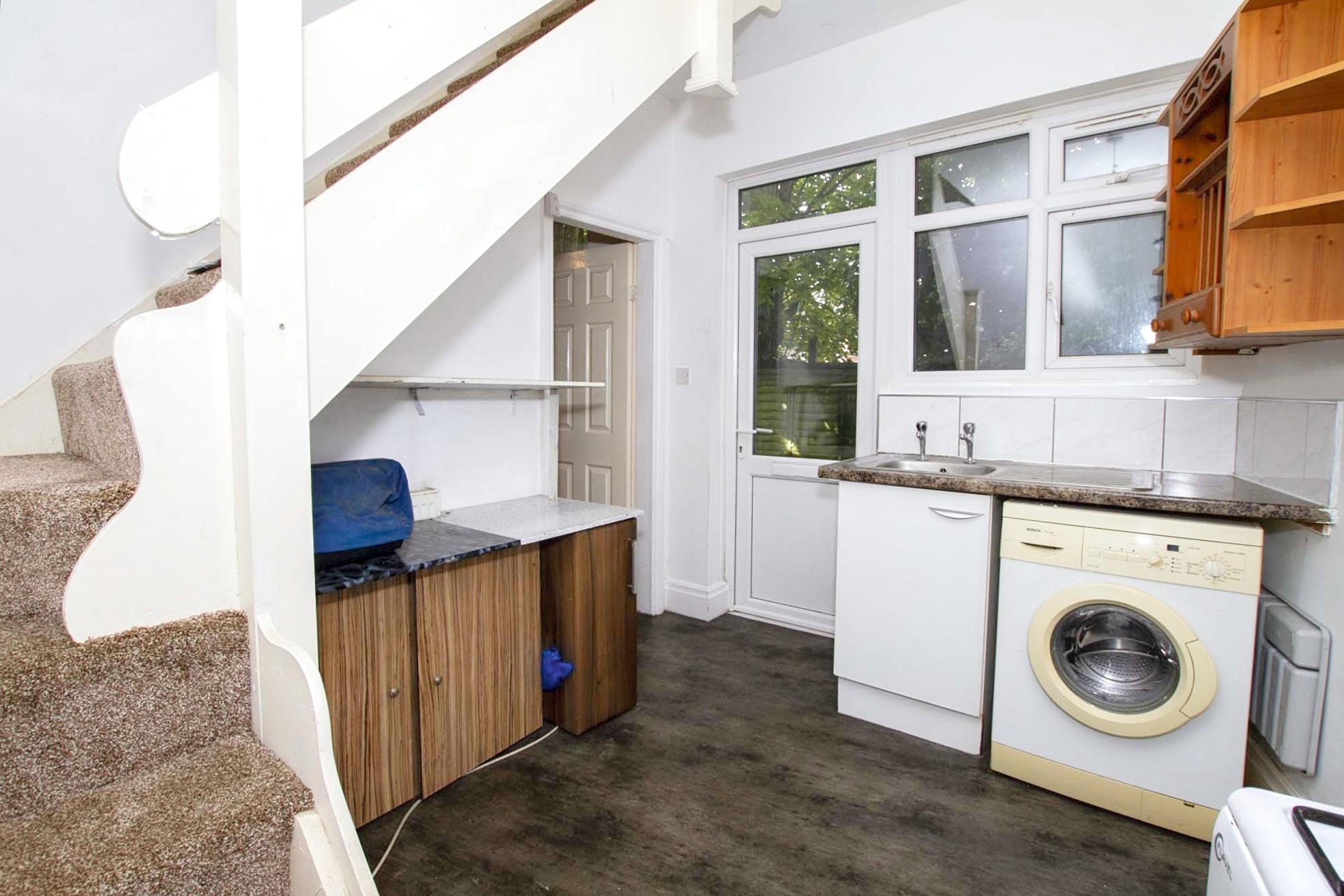 Photos of Uppingham Road, Leicester LE5 61747697 PrimeLocation