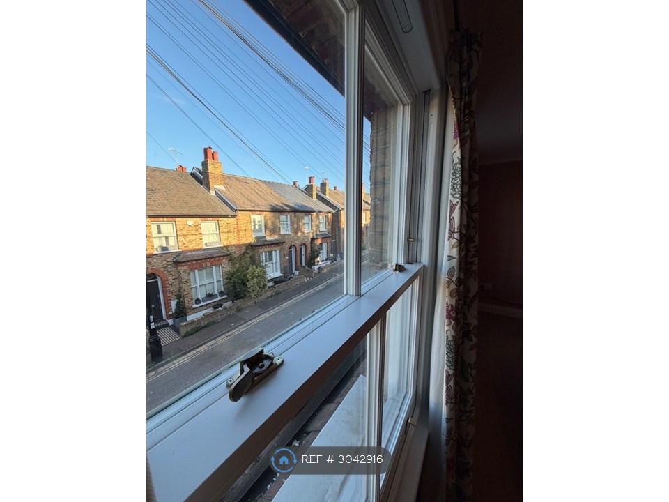 Houblon Road, First Floor Flat, Richmond photo 2