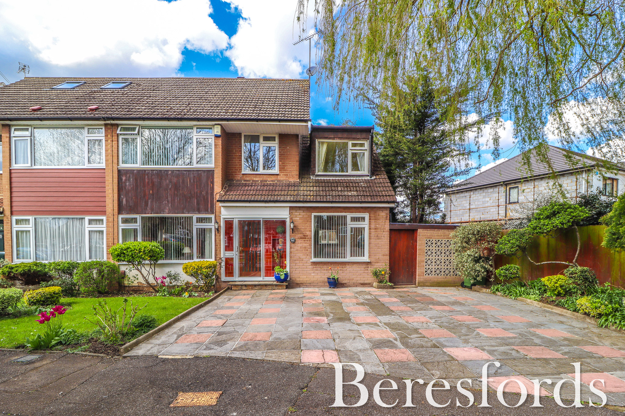 Front Lane, Upminster RM14, 4 bedroom semidetached house for sale