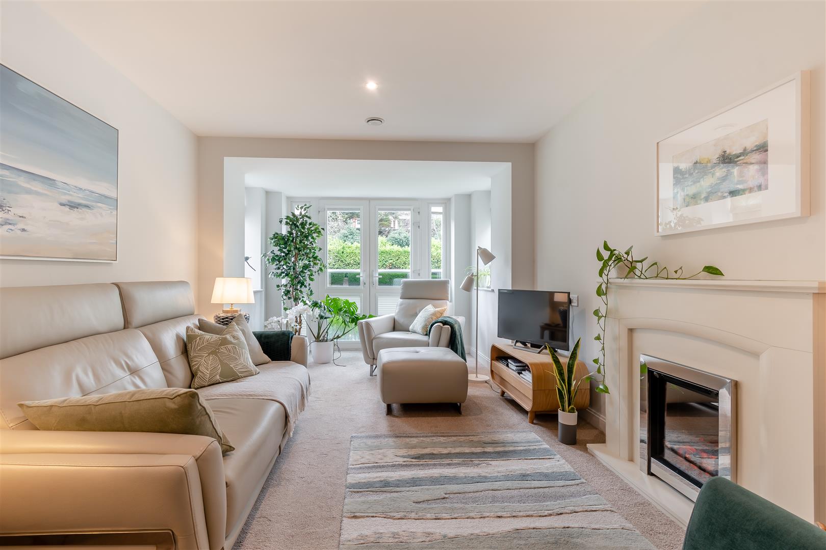 14 Sycamore Court, Filey Road, Scarborough photo 3