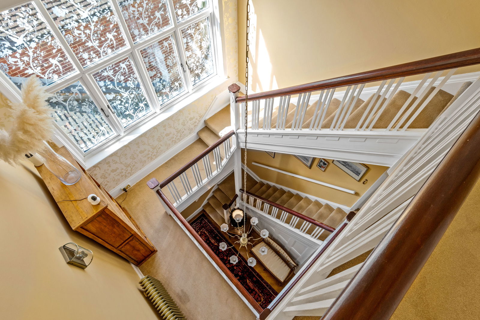 5 bedroom detached house for sale 0