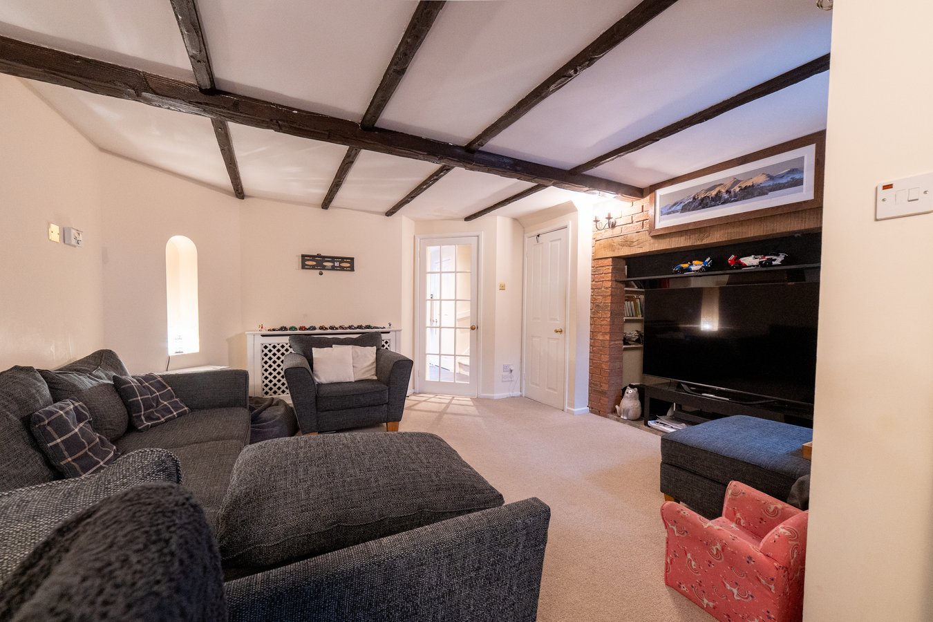 28, Grange Drive, Cheltenham photo 4