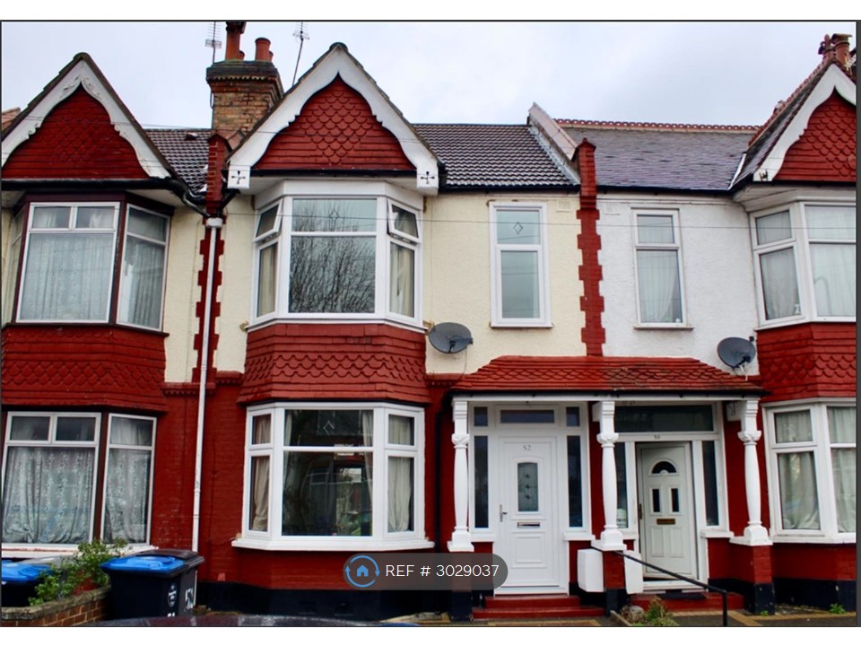 Clifton Avenue, Wembley photo 2
