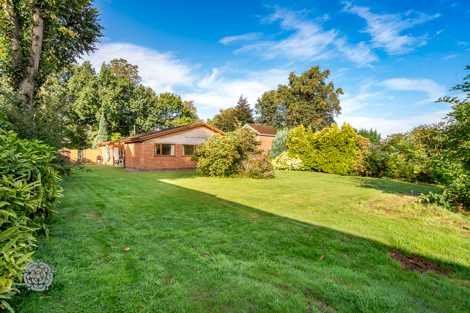 4 bedroom bungalow for sale 0