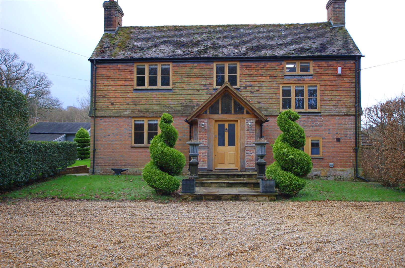 7 bedroom detached house for sale 0