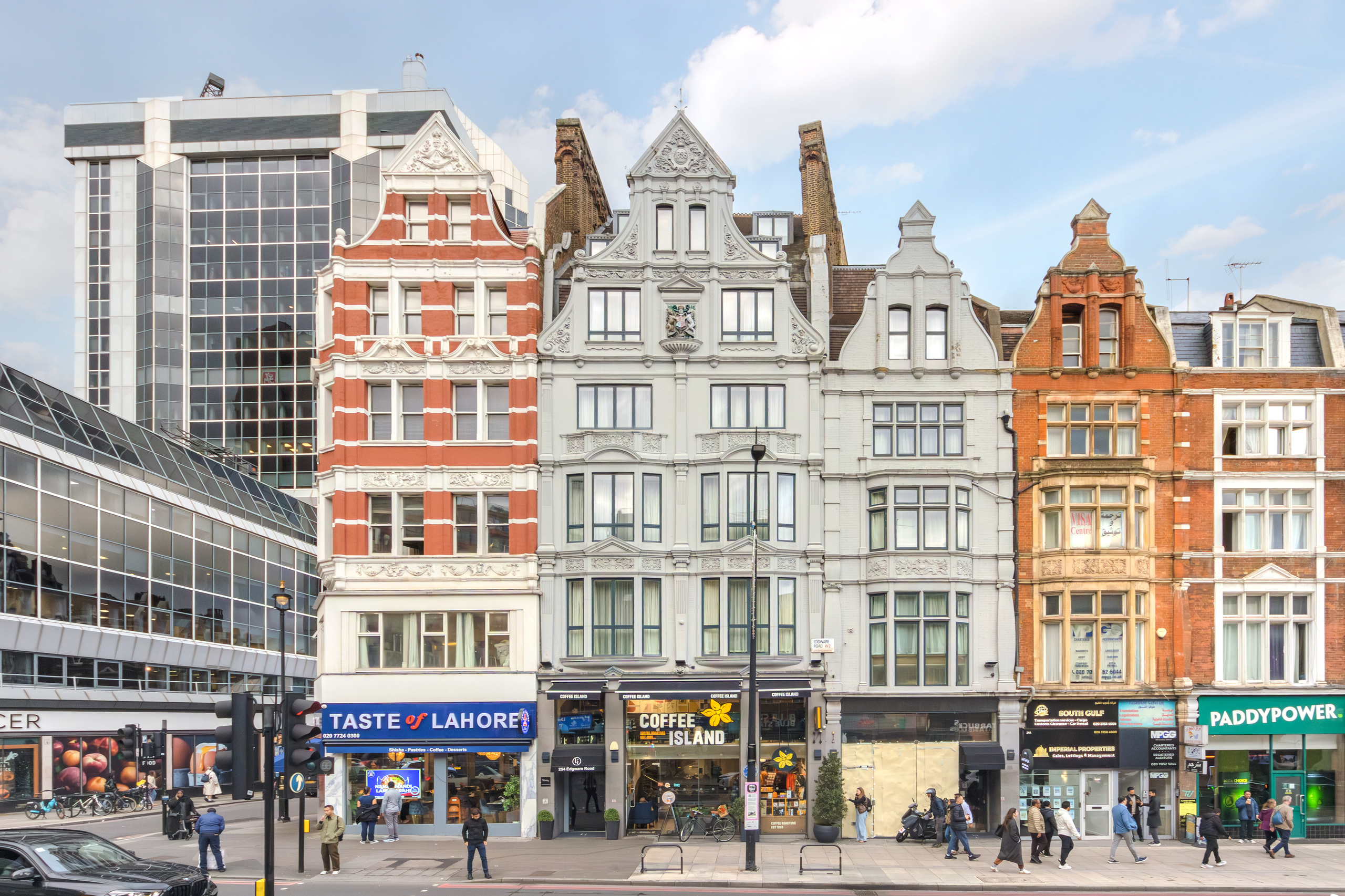 4 bedroom detached house for sale in Epsom