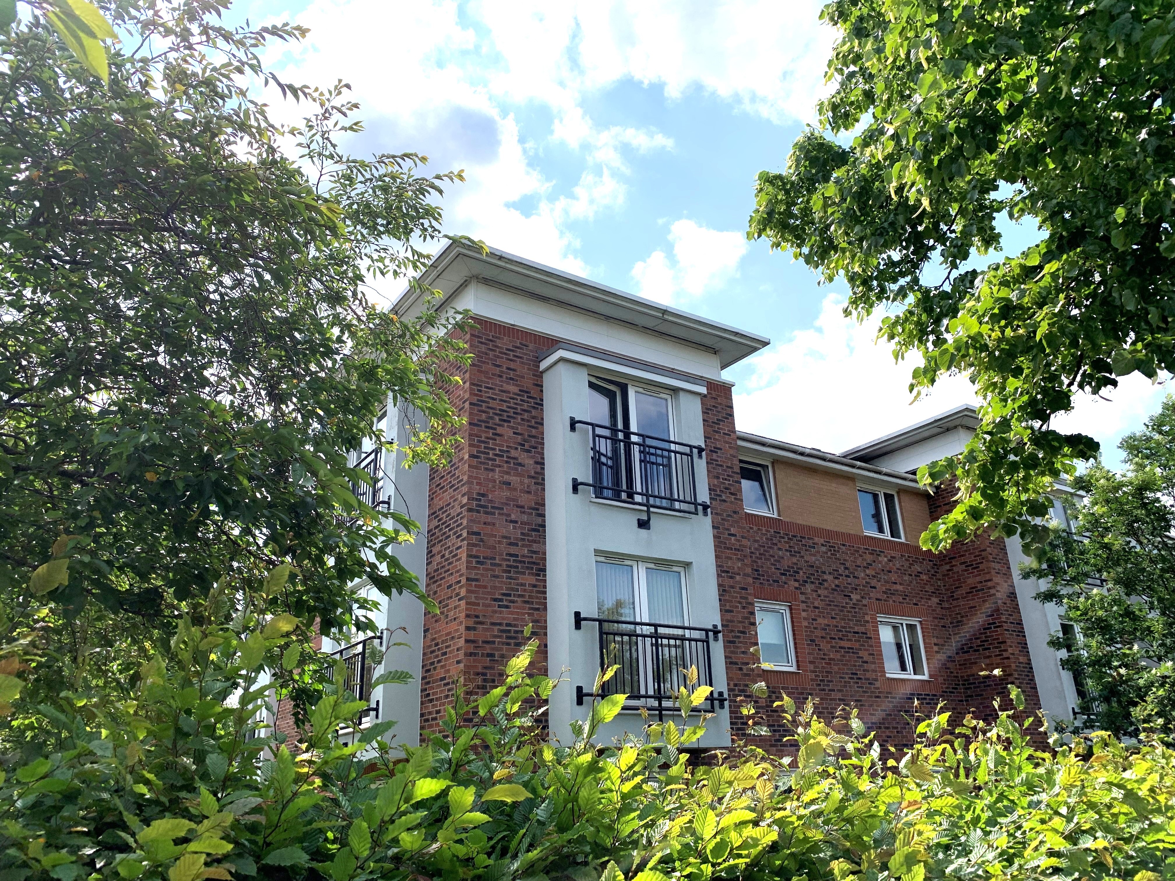10, Selkirk Court, Blurton, Stoke-on-Trent photo 4