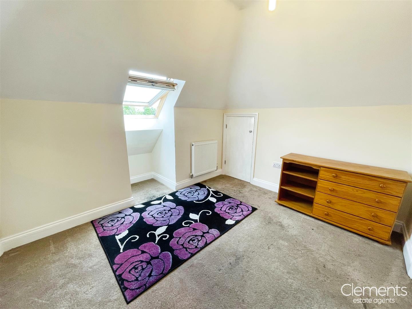 Photos of Oatridge Gardens, Hemel Hempstead Industrial Estate, Hemel