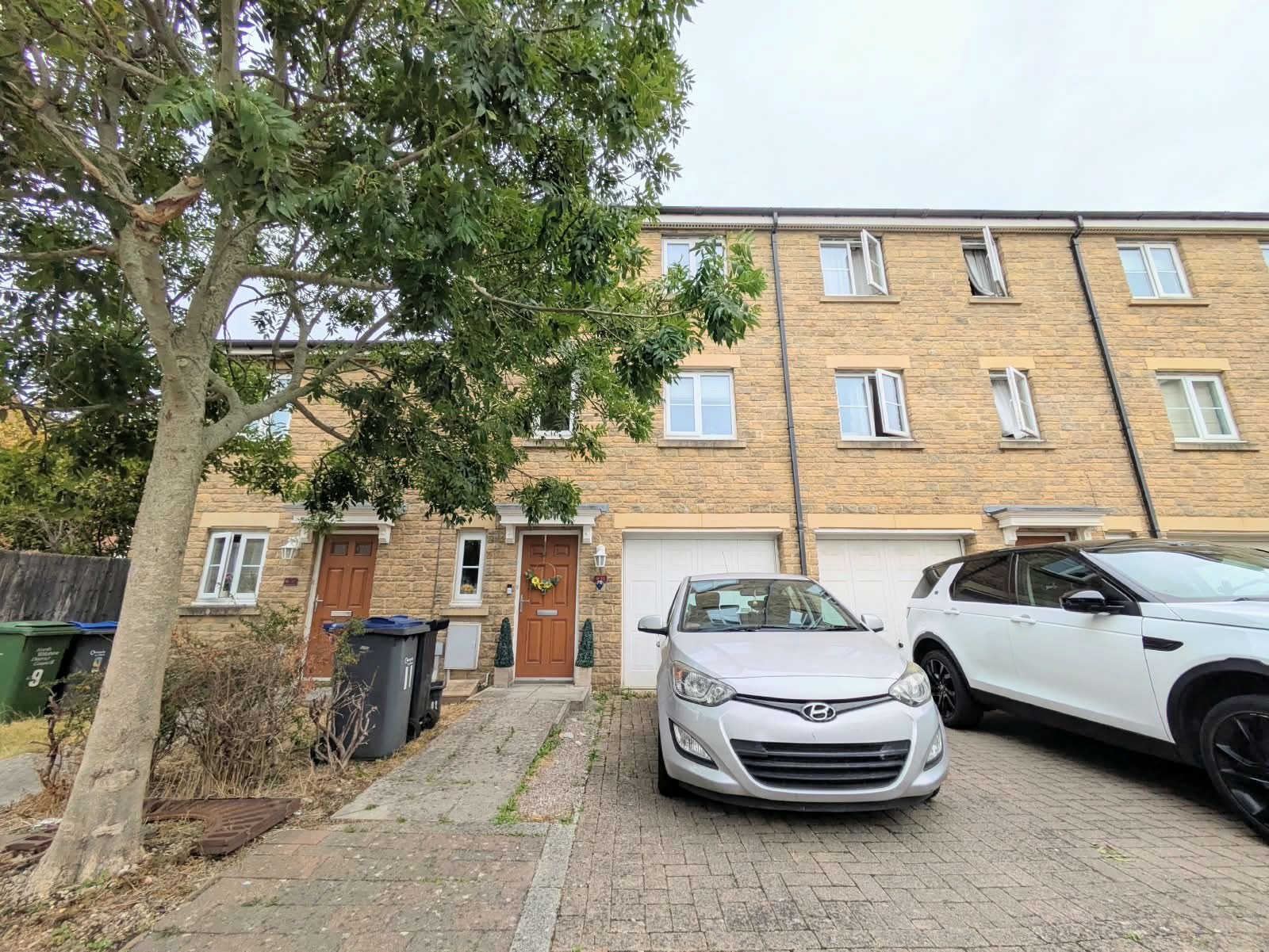11 Middle Leaze, Chippenham photo 2