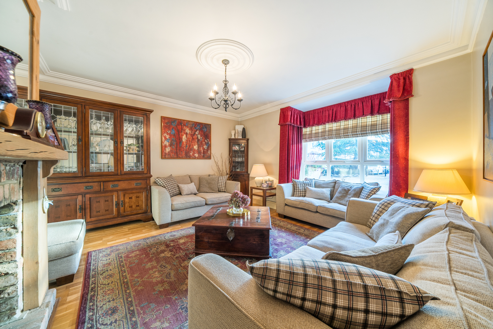 6 bedroom semi-detached house for sale 0