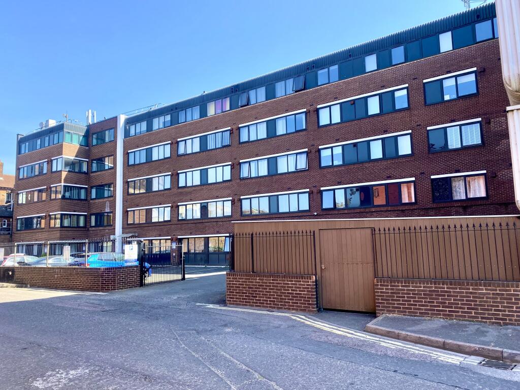 Flat 10, Mitchell House, Flat 10, Southampton Road, EASTLEIGH photo 4