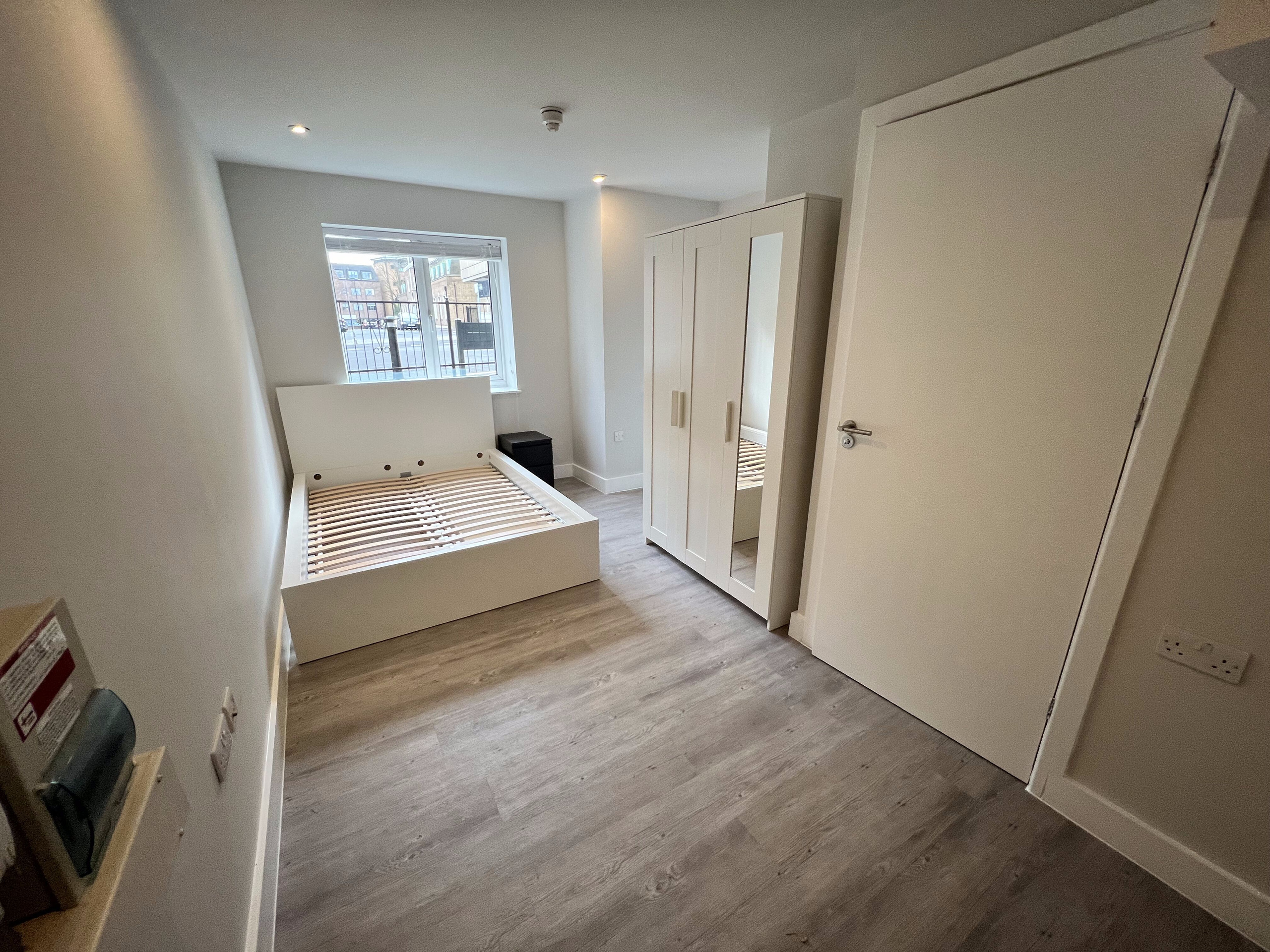 Westland Road, Watford photo 2