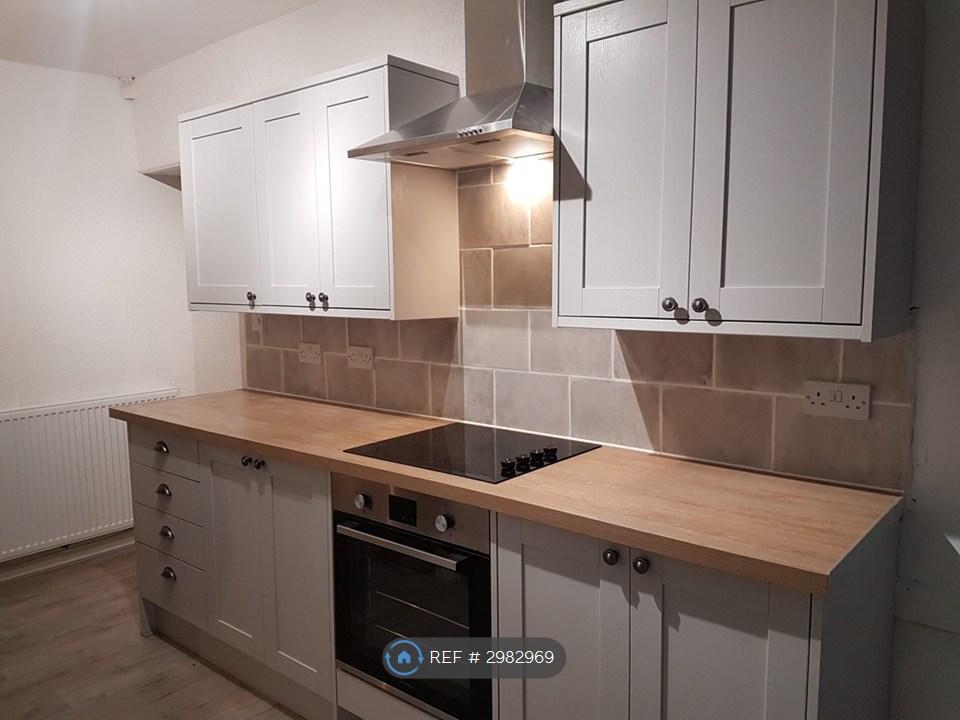 Moor Lane, Padiham, Burnley photo 5