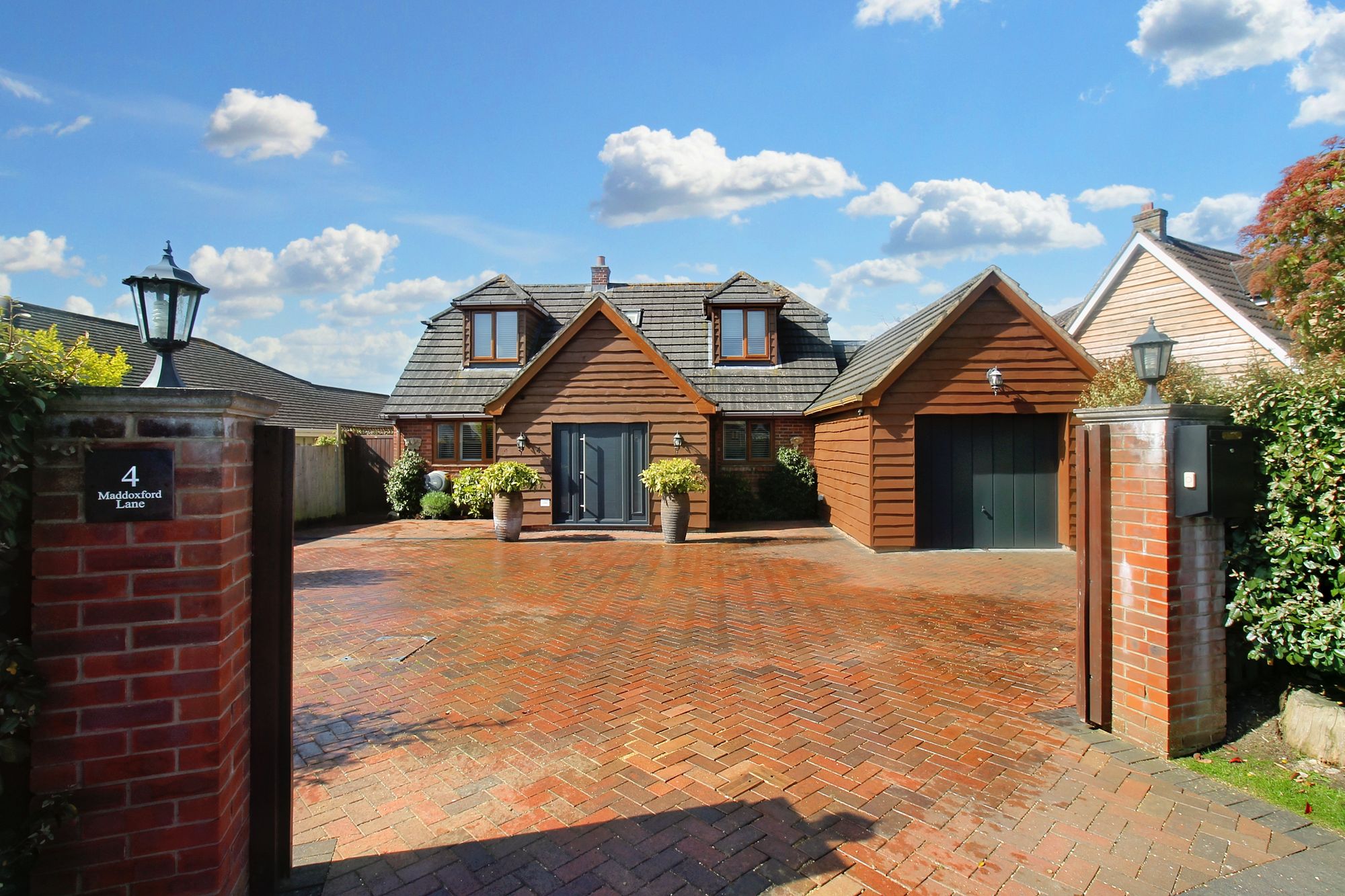 Free property report 4 Maddoxford Lane, Botley, SO32 2DG Chimnie