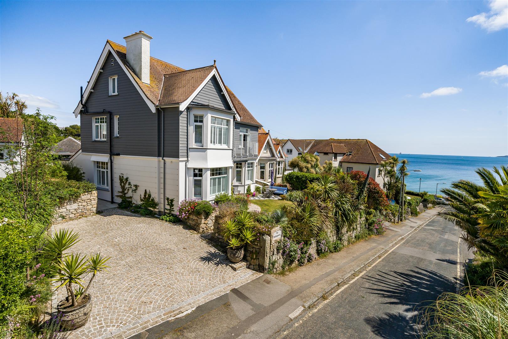 6 bedroom semi-detached house for sale 0