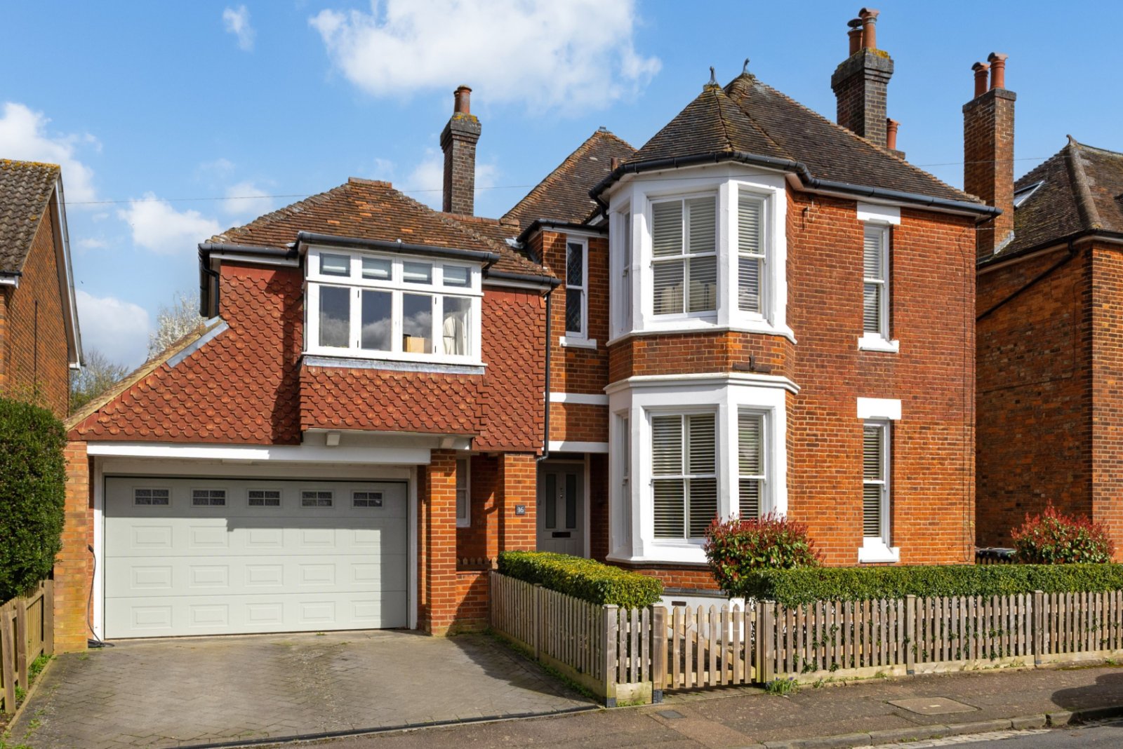 16, Wordsworth Road, Hertfordshire photo 2