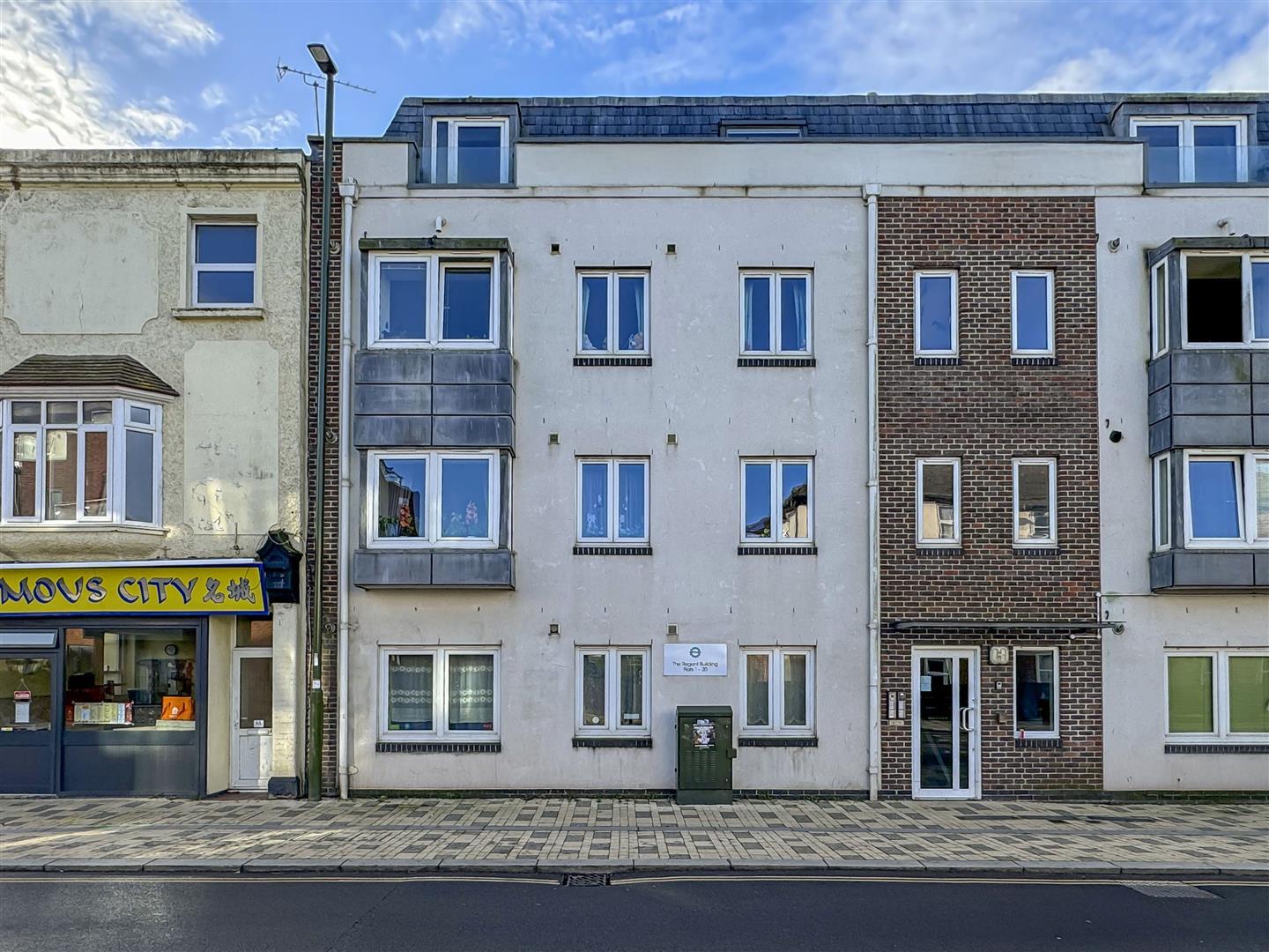 Flat 11, The Regent Building, Terminus Road, Littlehampton photo 2