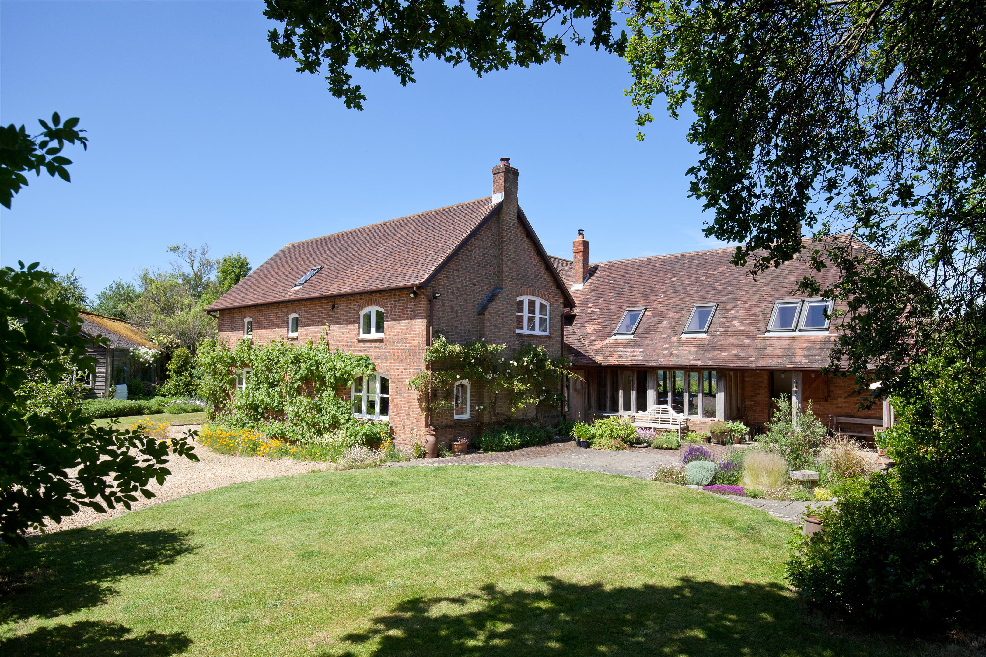 5 bedroom terraced house for sale in London