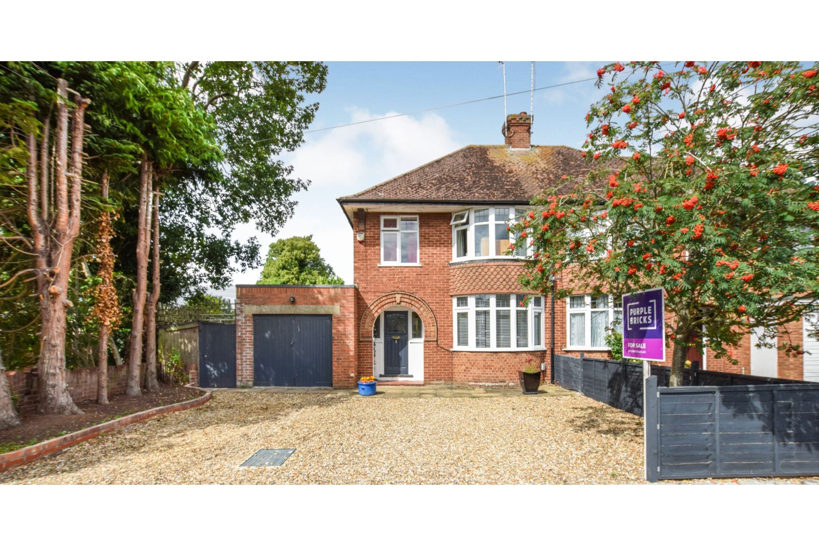 Free property report 3 Broughton Avenue, Aylesbury, HP20 1NN Chimnie