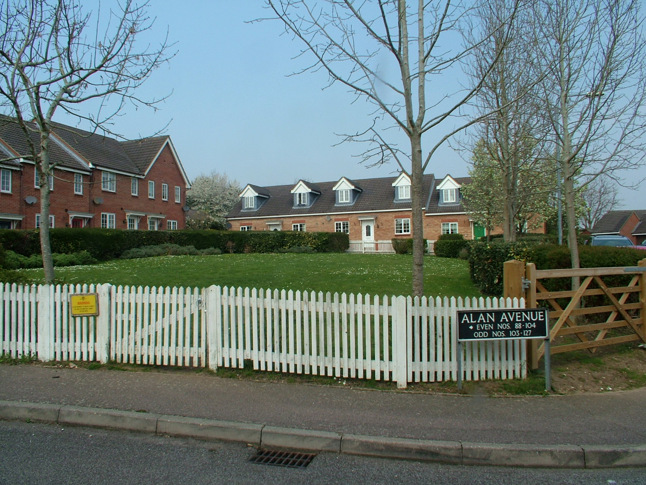 99, ALAN AVENUE NEWTON FLOTMAN, NORWICH photo 4