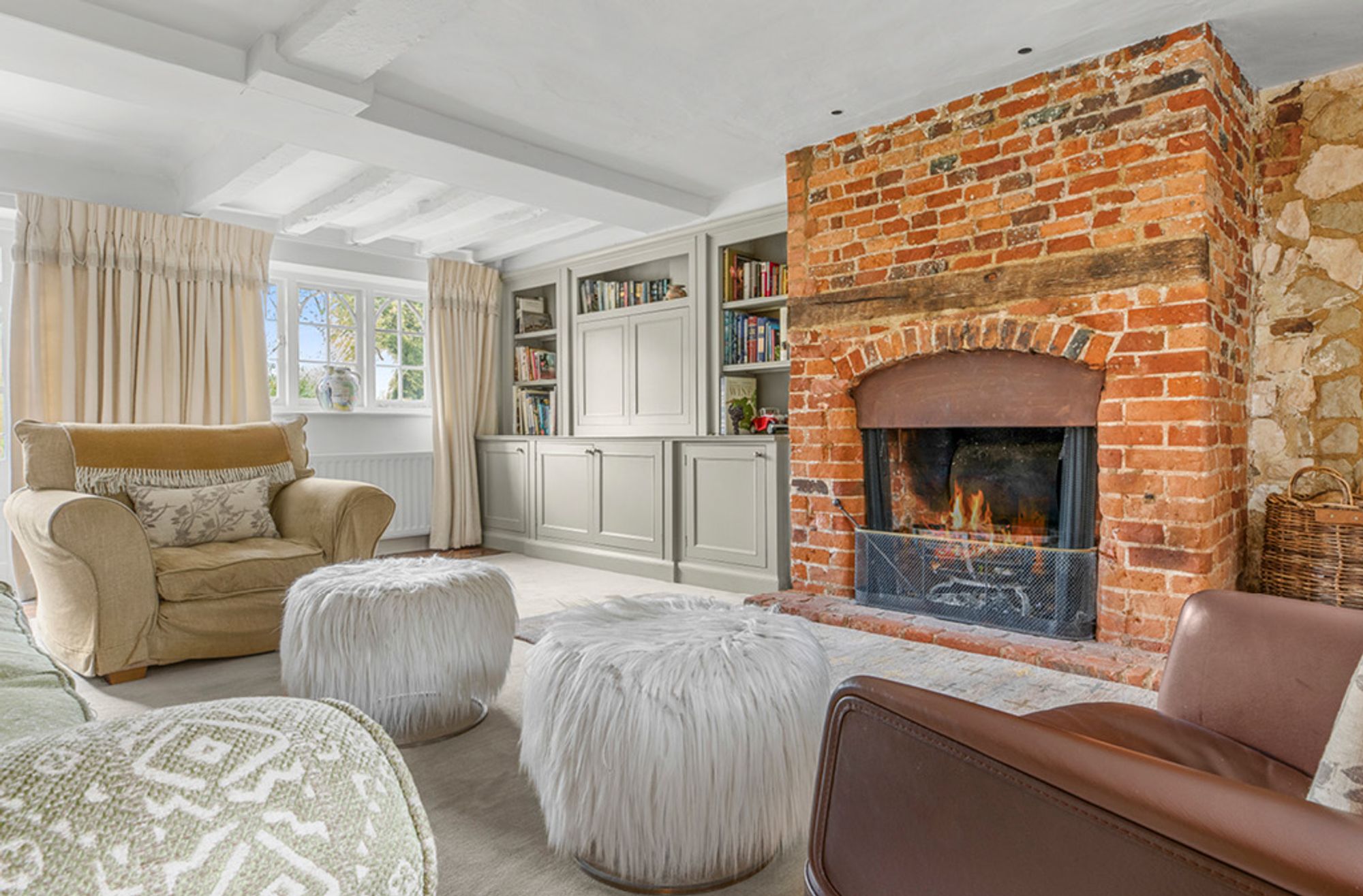 5 bedroom detached house for sale 0