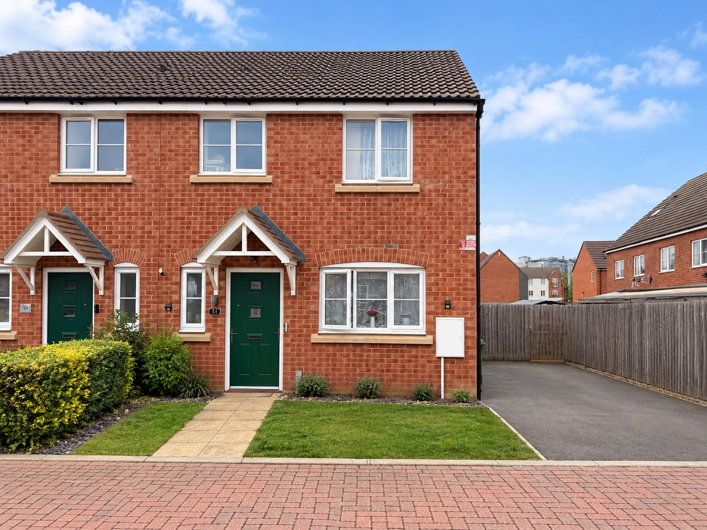 Apricot Close, Peterborough photo 2