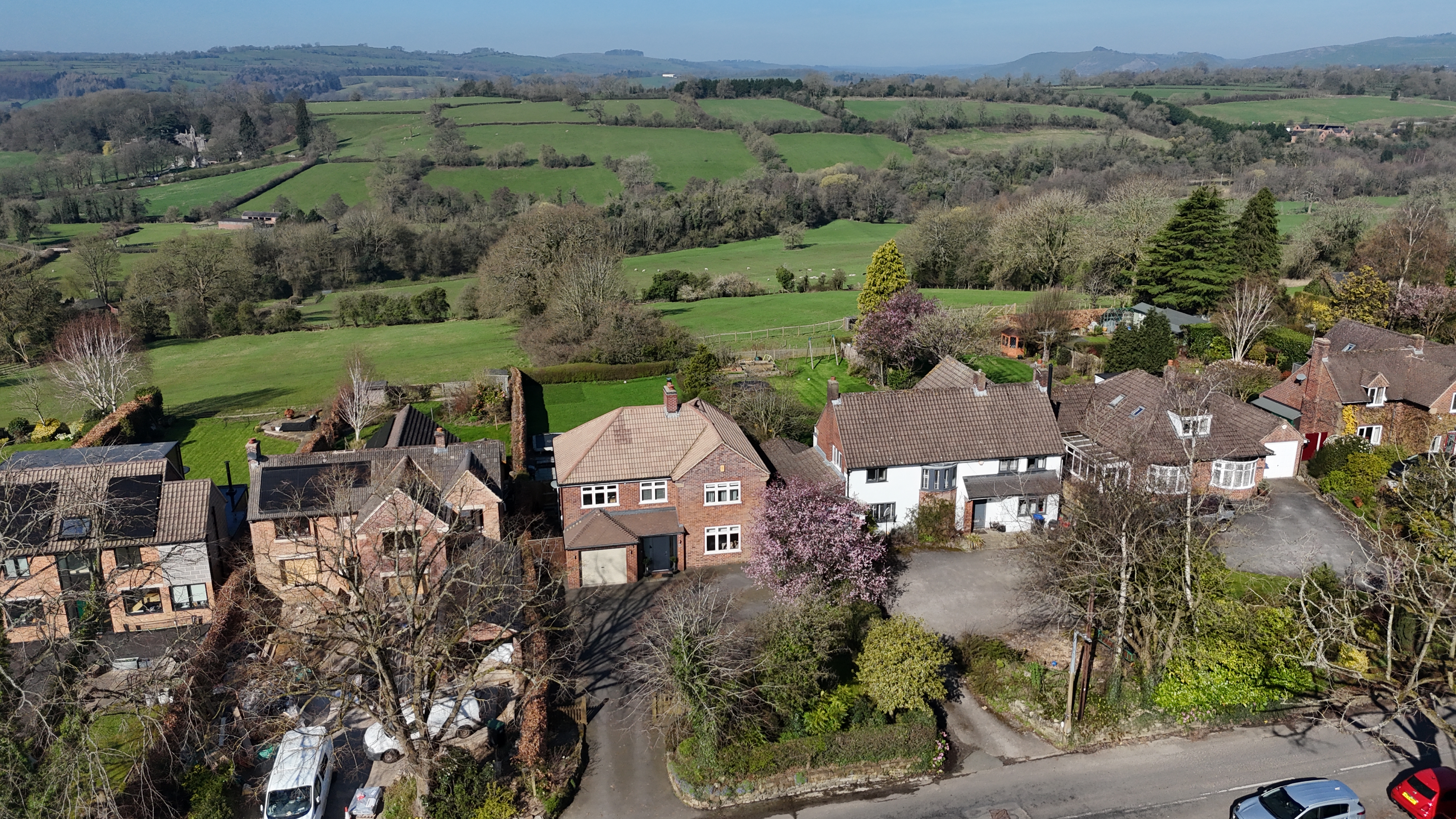 4-bed house on 9, North Avenue, Ashbourne, £725,000
