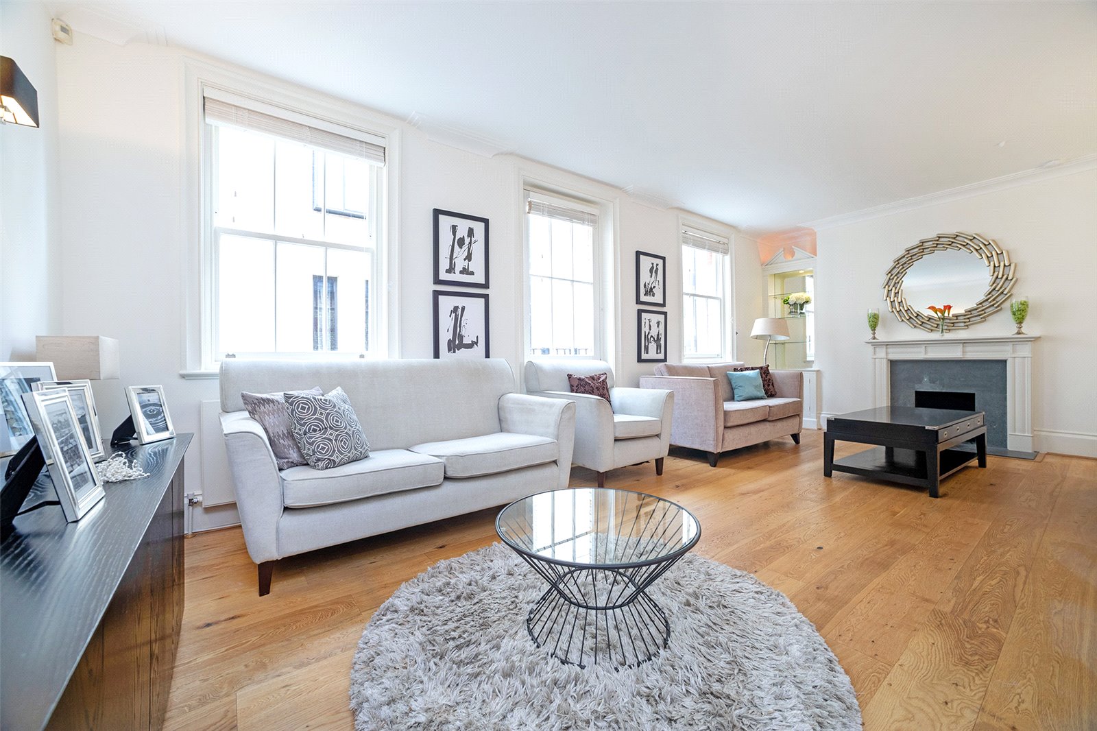 4 bedroom terraced house for sale in London